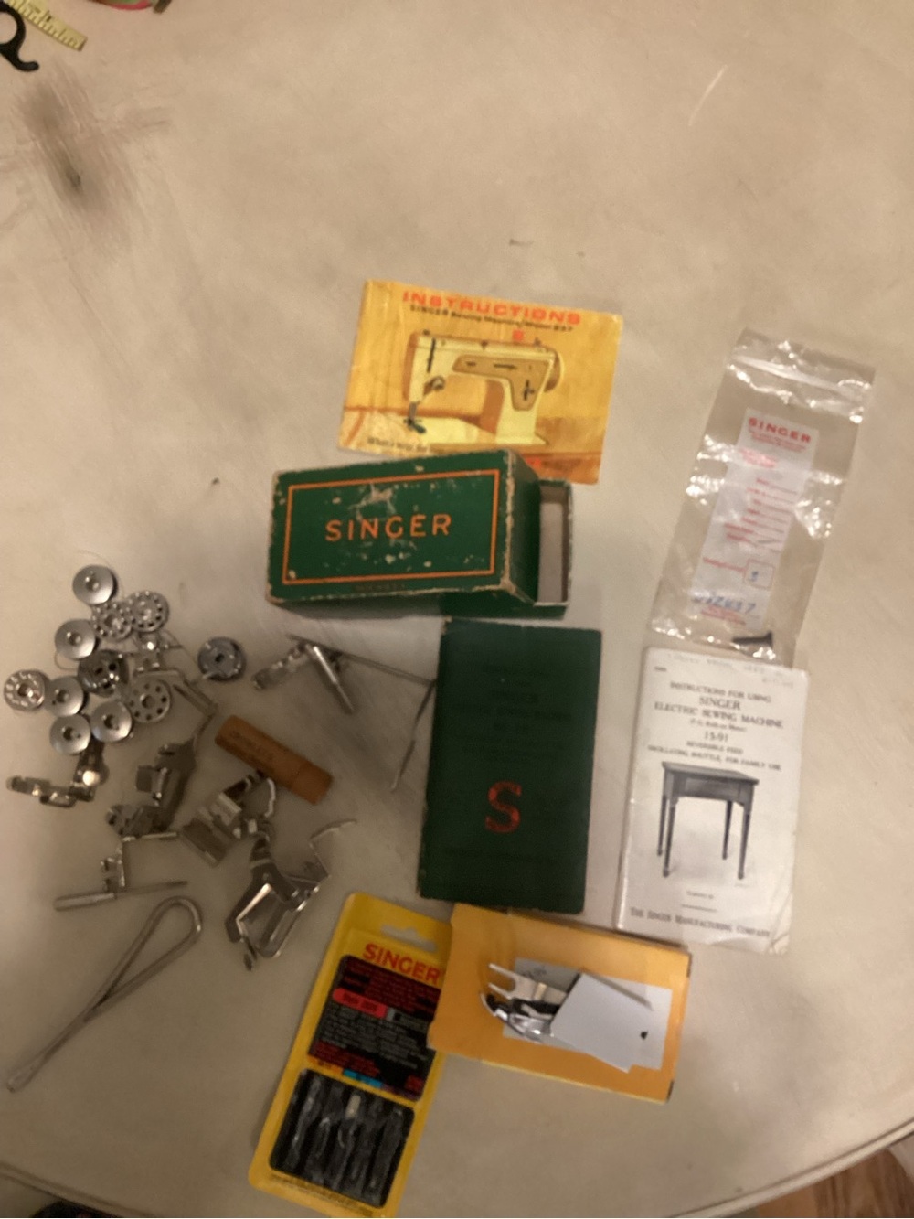 Vintage Singer Sewing Machine Accessories Lot With All Vintage Parts And Manuals